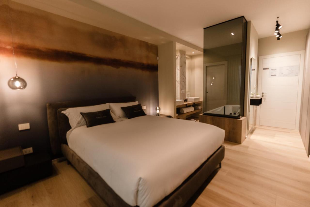 בארי 'Tabula Rasa Exclusive Rooms' מראה חיצוני תמונה